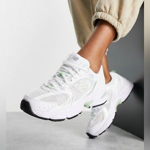 New Balance Running Shoes 350